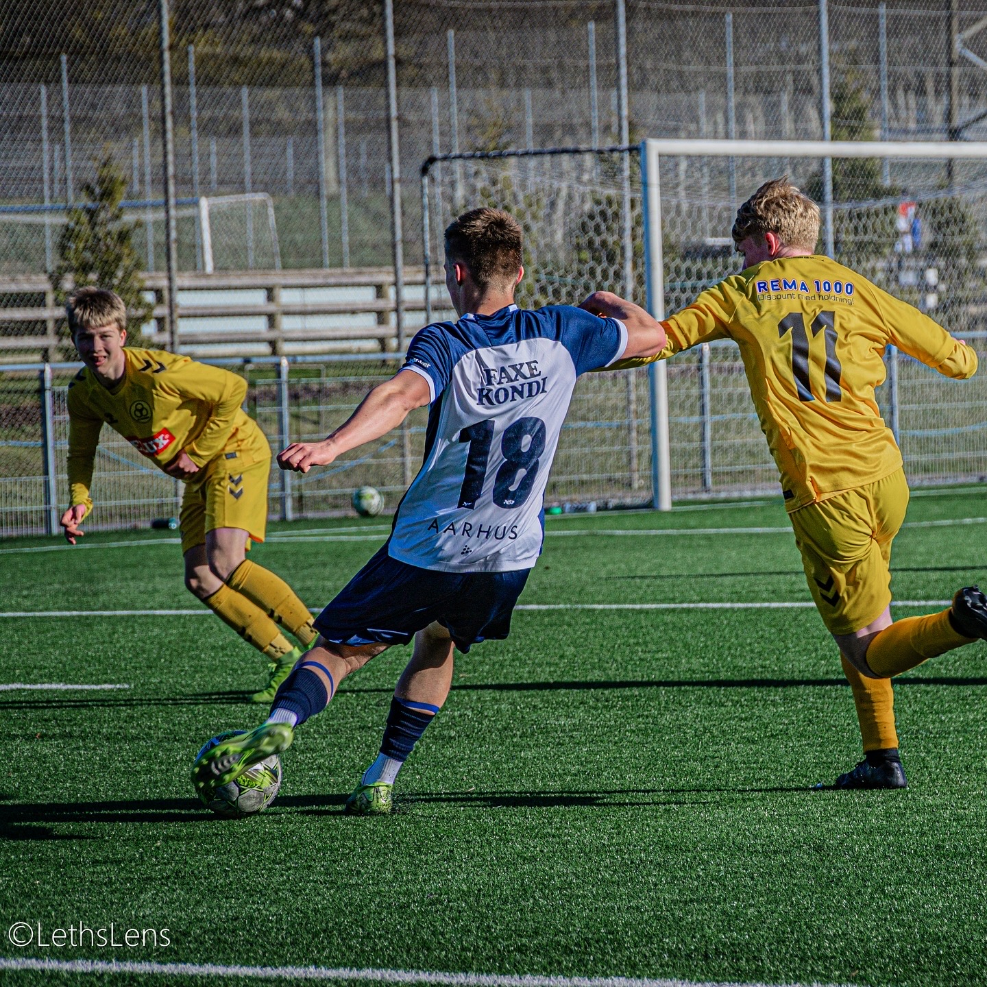 Football athlete sports photography for Oscar Dall